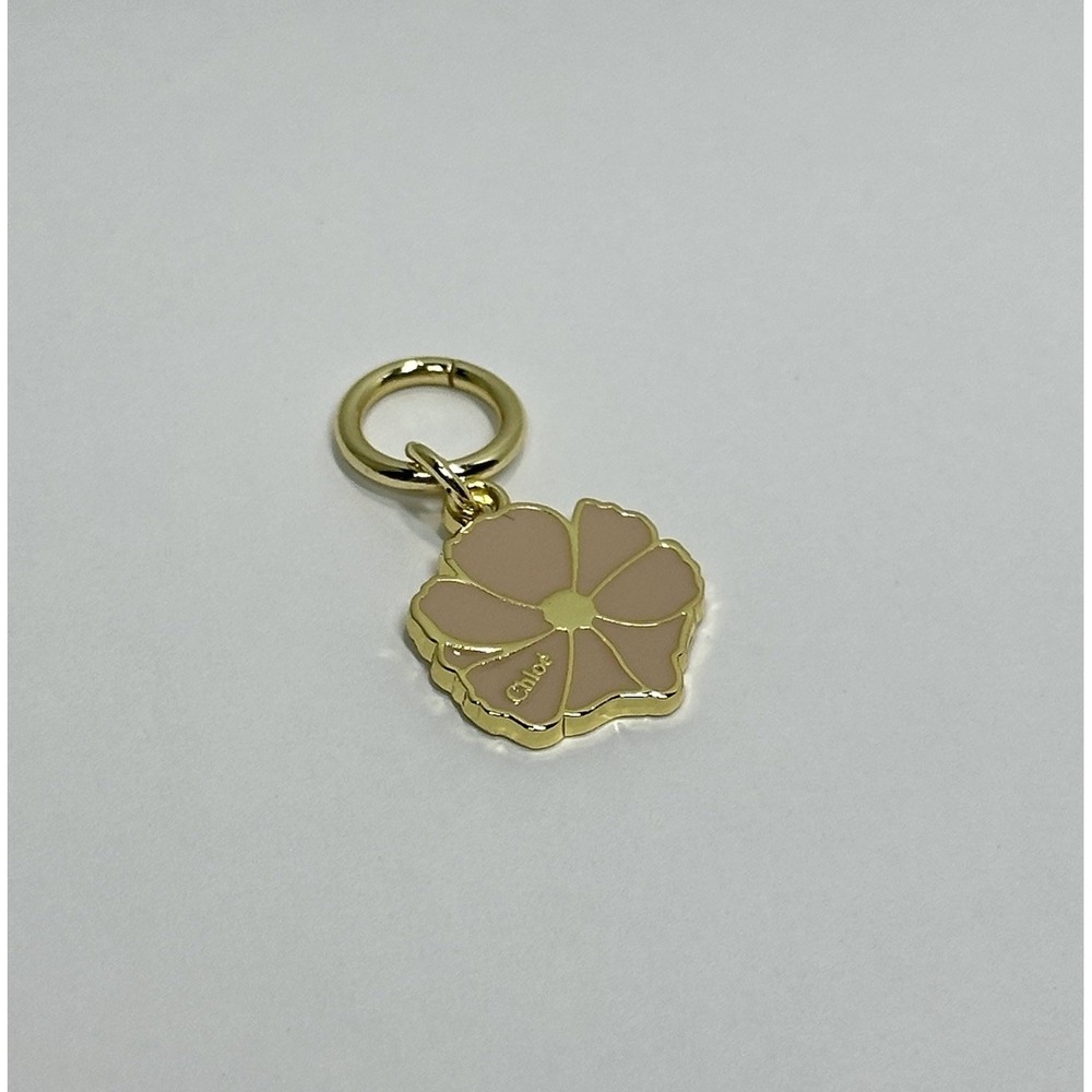 Chloé Parfum Pink Flower Pendant Gold-Tone Metal Enamel Bag Purse Charm New